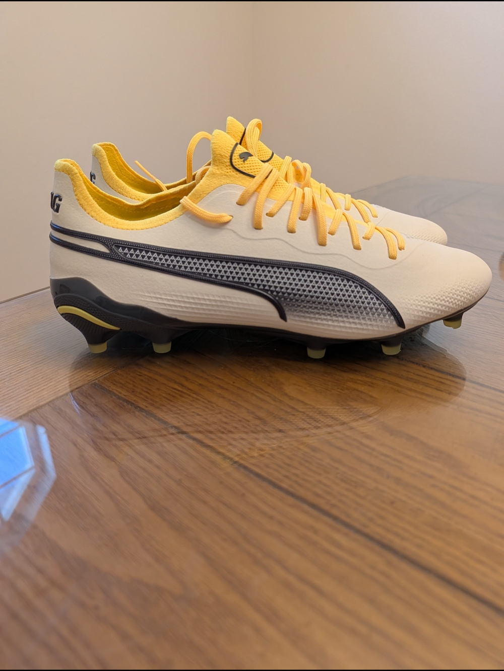 Puma Womens King Ultimate FG/AG Soccer Cleats New Size 10